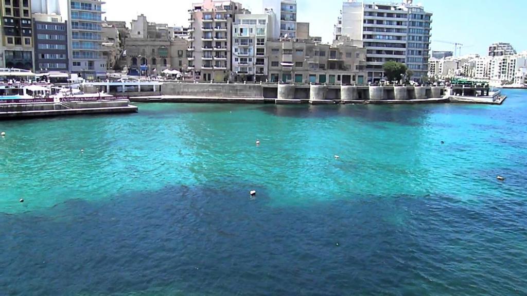 Strand Mansions Sliema Exteriör bild